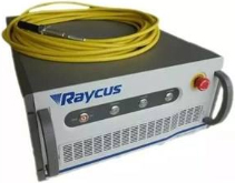 Оптоволоконный лазерный источник Raycus На фото
